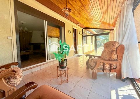 Maison avec deux garages